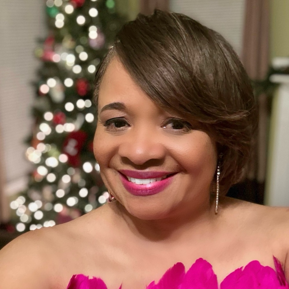 Meet your Posher, Felicia